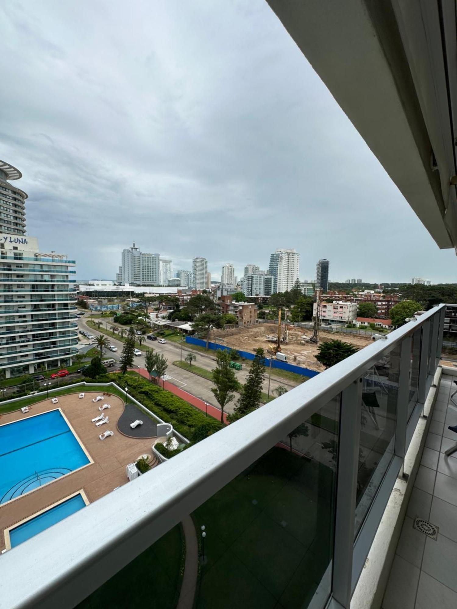 Hermoso Apartamento, Torre De Categoria Long Beach, En La Mejor Ubicacion De Punta Del Este Ngoại thất bức ảnh
